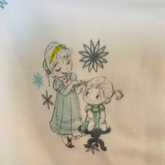 Disney Animators Collection Girls Frozen Pajama Set 7/8 NEW Top Bottom Cartoon - Picture 8 of 16